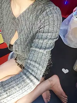 Alone_nothing's cam snapshot