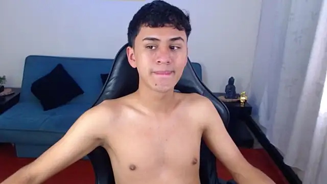 Alancum7 live sex cam