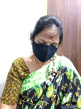 Queen-Neha's cam snapshot