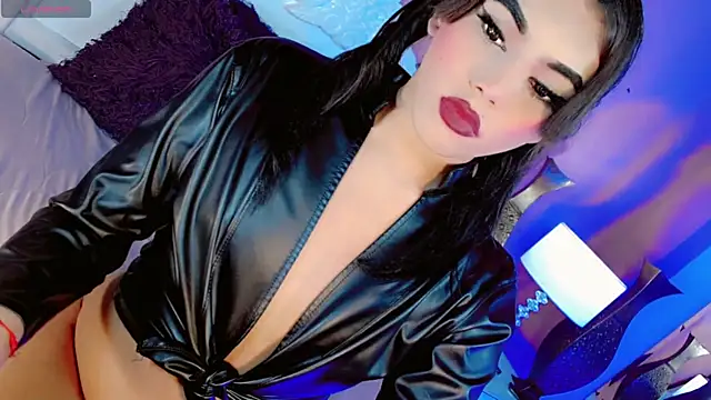 AithanaBlaze live sex cam