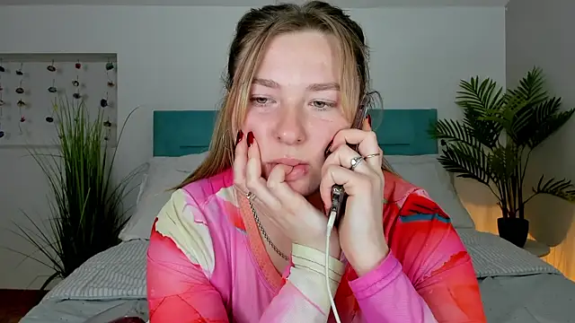 Sweetie_kitty1's cam snapshot