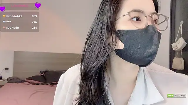 _Lov_Lynh's cam snapshot