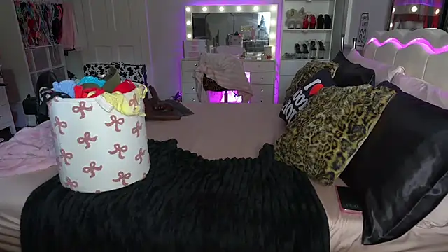 emmagray001's cam snapshot