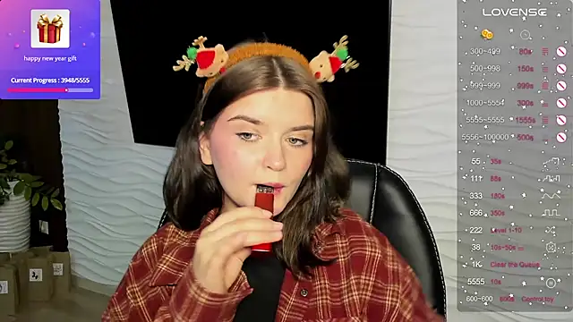 LanaTreades's cam snapshot