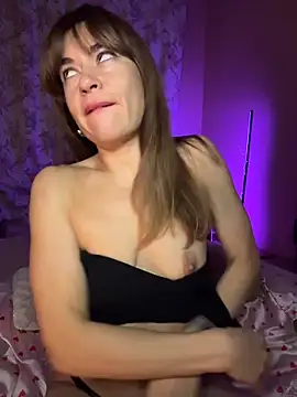 Mary_Kiitty's cam snapshot