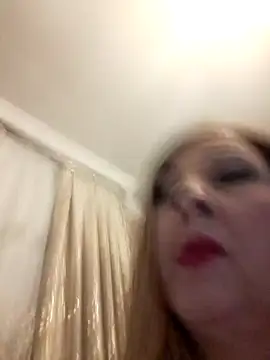 suzanara's cam snapshot