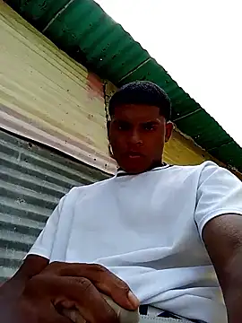 PIG_Spitfeetdirty's cam snapshot