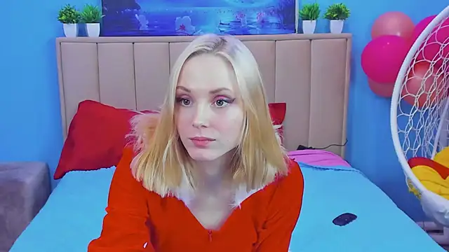 Gina_Gina_love's cam snapshot