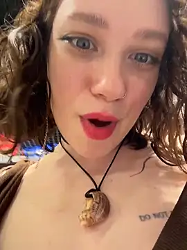 lucy-joy live sex cam