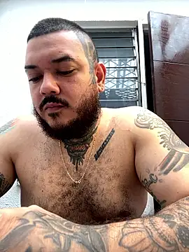 El_Titan1998 live sex cam