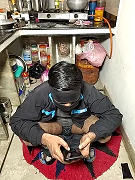 Heena-143 live sex cam