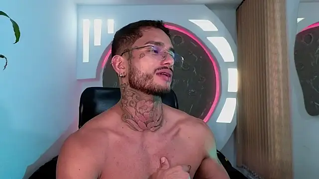 Alanrodgers live sex cam