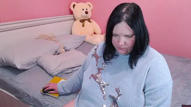 _alexandra_ray_'s cam snapshot