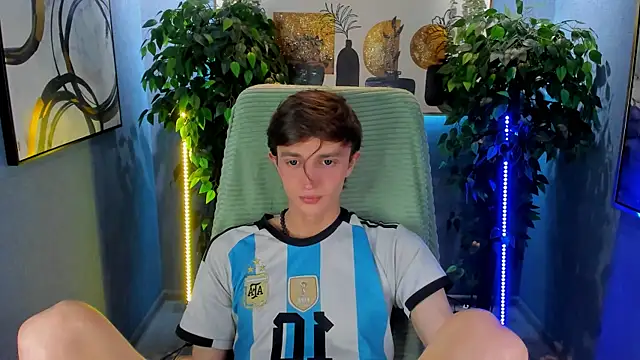 John_Weasley's cam snapshot