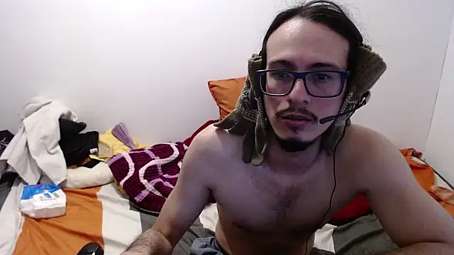 cholitohermoso live sex cam