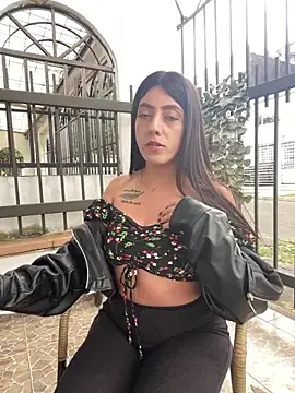 ElectraPink_'s cam snapshot