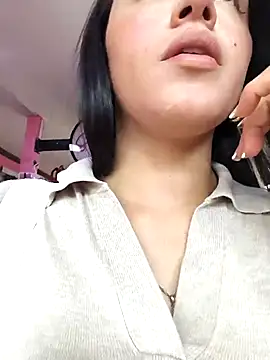 ALEJA__22's cam snapshot