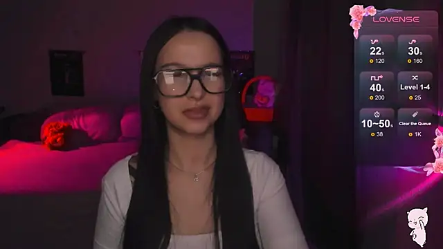 BabyMooon's cam snapshot