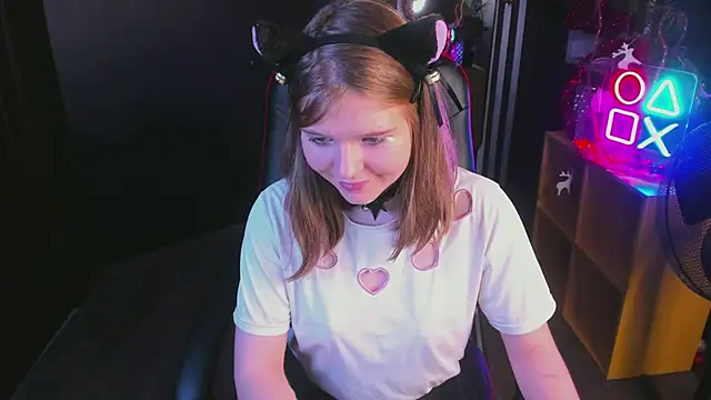 Lolly_Dollly's cam snapshot