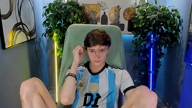 John_Weasley live sex cam