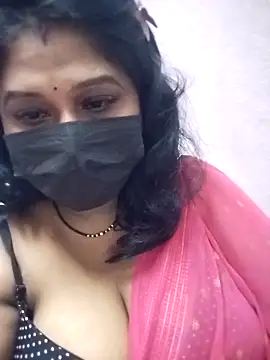 chaitara-reddy live sex cam