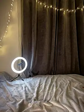 Ella_Charm's cam snapshot