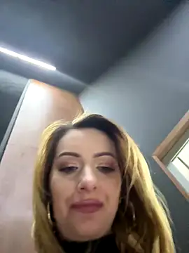 CataleyaKirk's cam snapshot