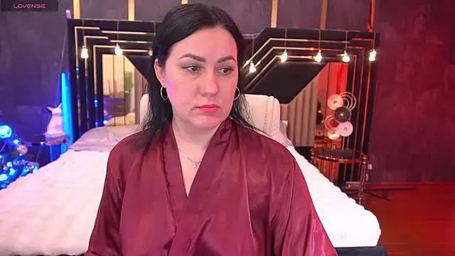 VelvetLuck's cam snapshot