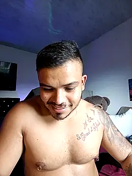 Naughty_Charly live sex cam