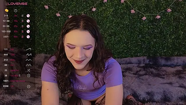 EkaterinaUpple live sex cam