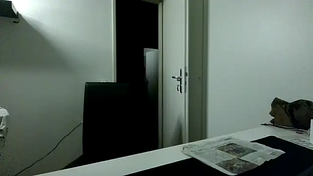 alpha-hunk live sex cam