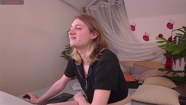 Luna_Bunnyy live sex cam