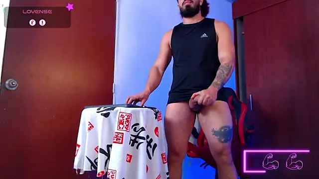 pirata_fitness's cam snapshot