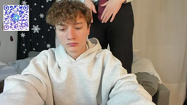 Kevin_Young_Cat's cam snapshot