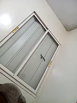 jawahir99's cam snapshot