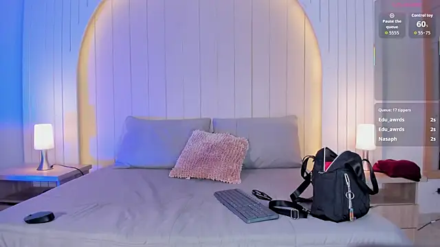 ALICESANDOVAL's cam snapshot