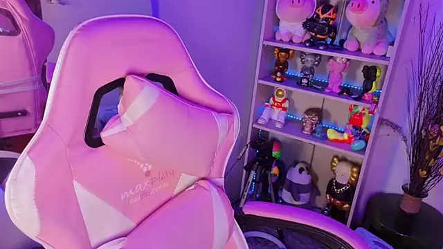 EmilyMiller_ live sex cam