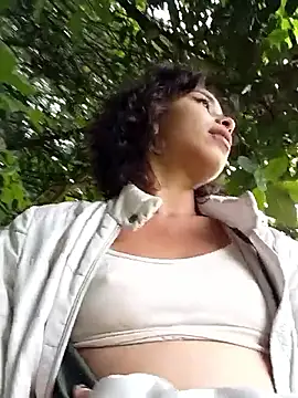 H_hiana's cam snapshot