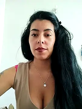 Luianna's cam snapshot