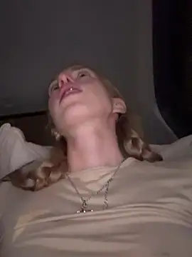 kira_mia's cam snapshot