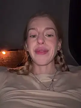 kira_mia's cam snapshot