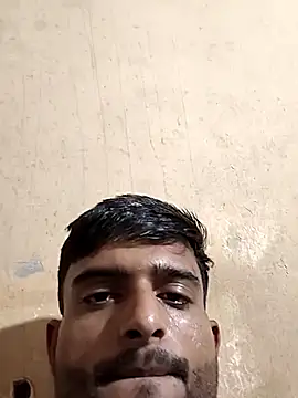 PRIYANHU@xh's cam snapshot