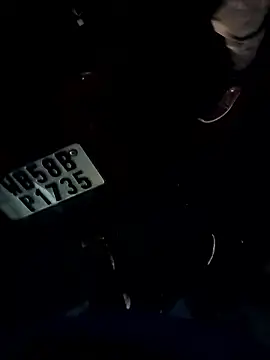 Bengali_BULL1's cam snapshot