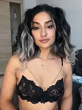 Mia_spicyy's cam snapshot