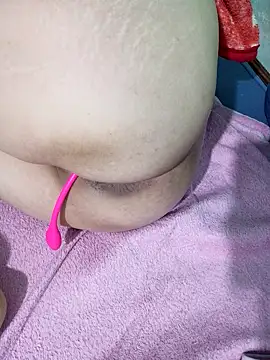 Tiomy9's cam snapshot