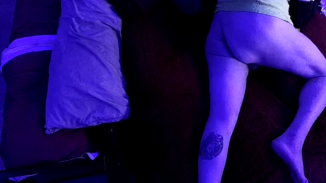 Time2playN303party's cam snapshot