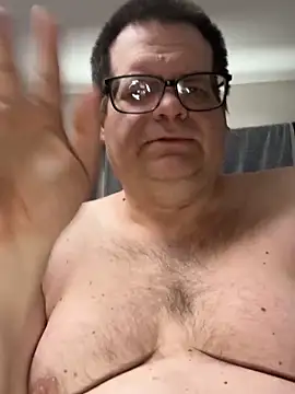 treatbobnicer live sex cam