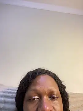 Boneca25 live sex cam