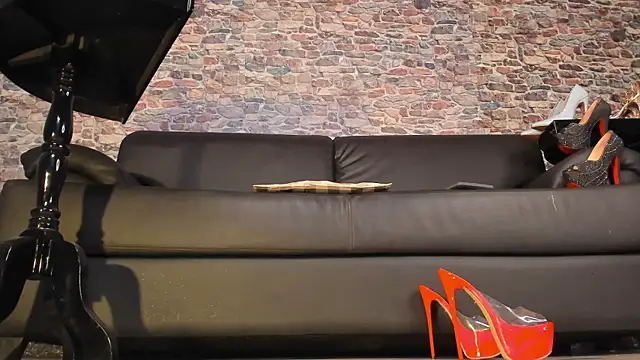 MissAgata live sex cam