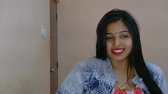 Cute-Simmi69 live sex cam